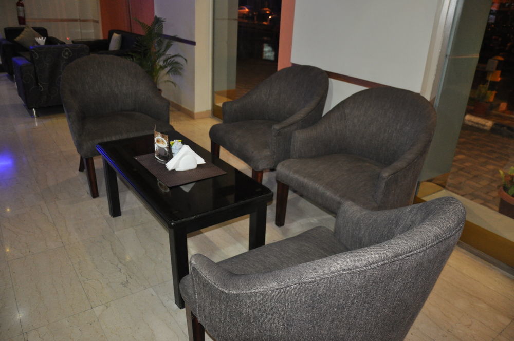 Oyo 411 Moon Hotel Dammam Eksteriør bilde